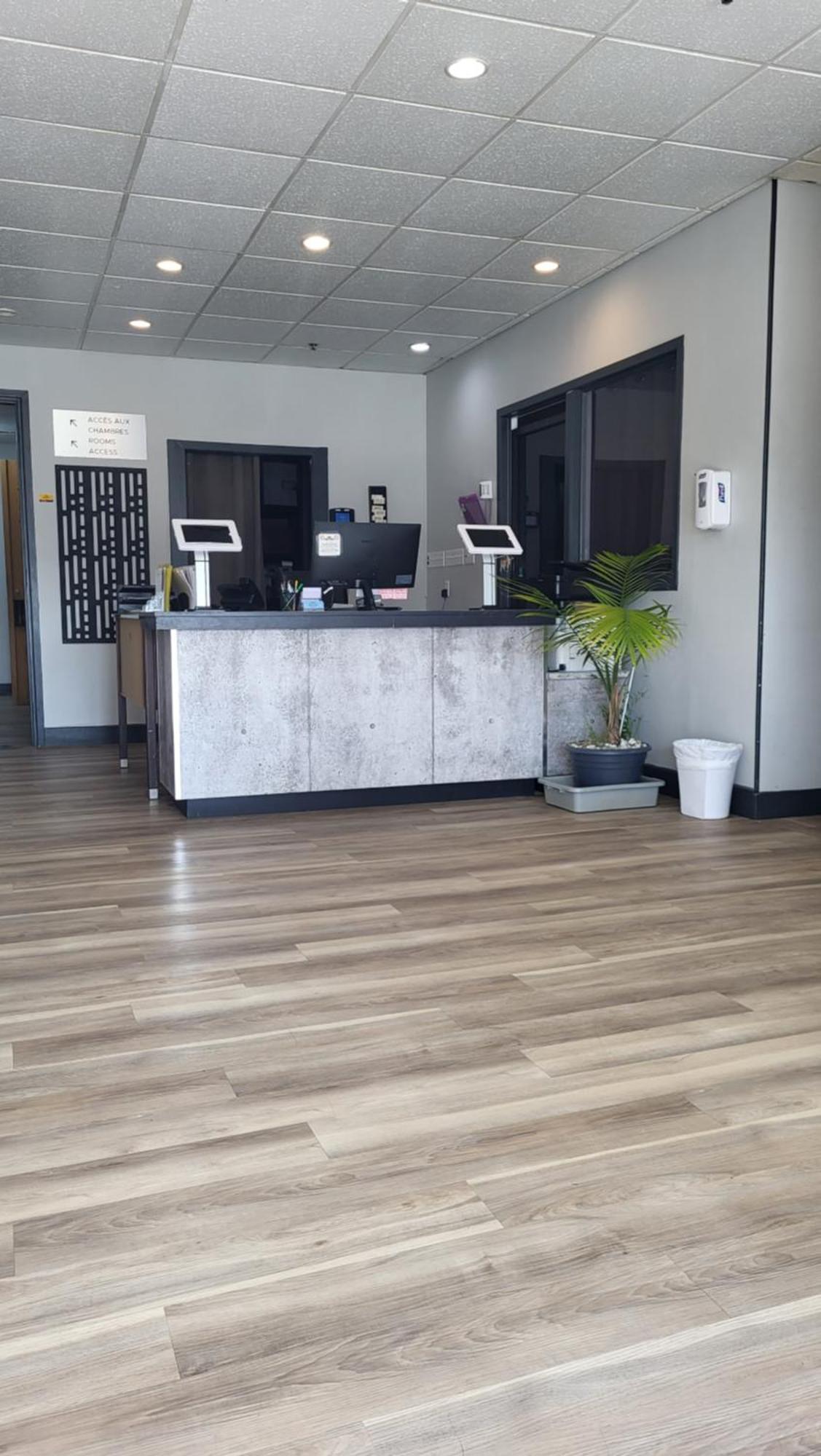 Hotel Sigma Val-d'Or Ngoại thất bức ảnh